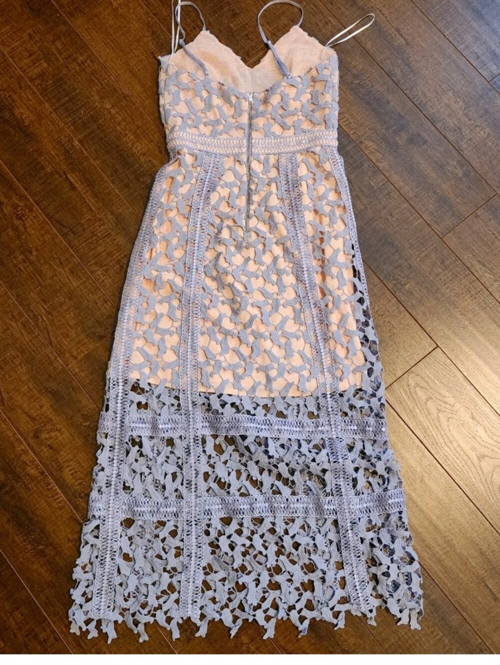 Elliatt Dress Womens S Gray Lace Crochet Midi Spaghetti Strap Boho Formal - Picture 5 of 5